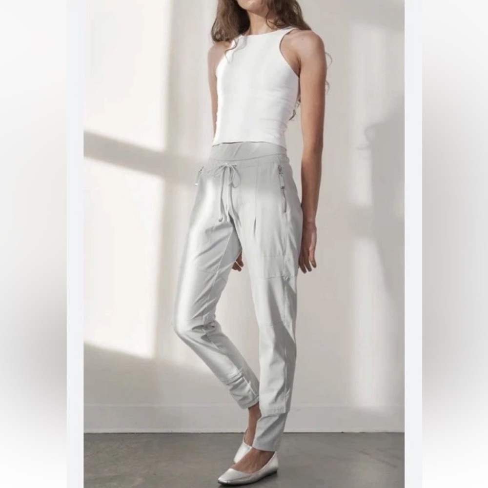 Raffaello Rossi The Candy Pant Travel Pants Joggers size 38 / US 8 Grey